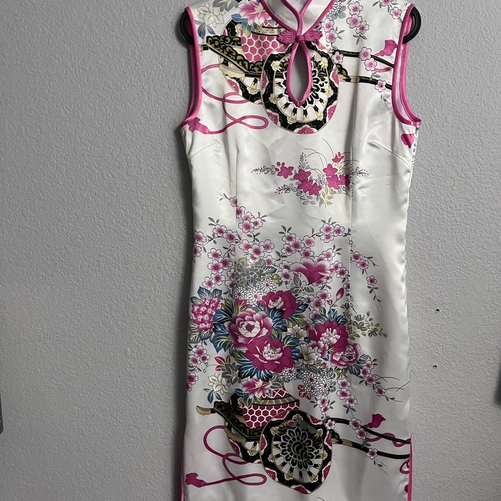 Elegant Floral Pink and White Dress